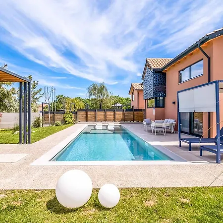 Villa Water *