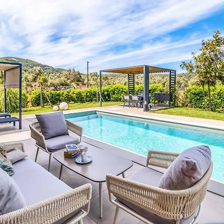 Water Lygia (Lefkada)